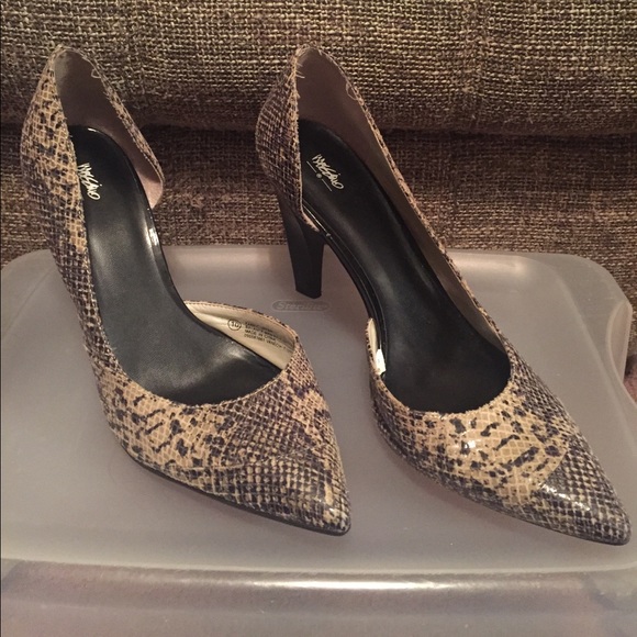 Snakeskin patterned heels - Picture 1 of 3
